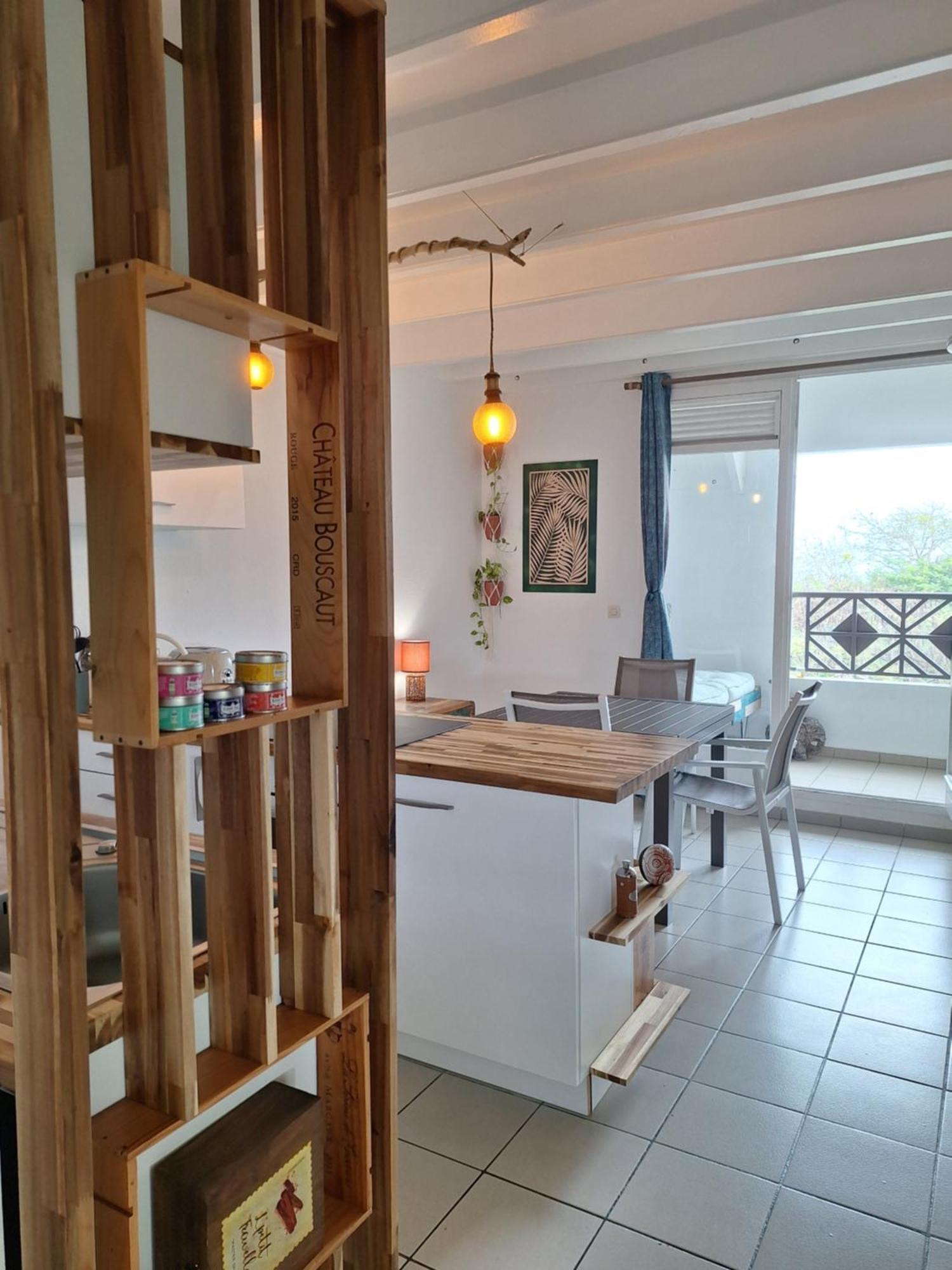 Chez Madeline Lägenhet Le Gosier  Exteriör bild